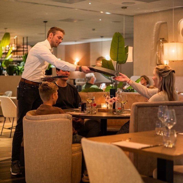 Medewerker Bediening